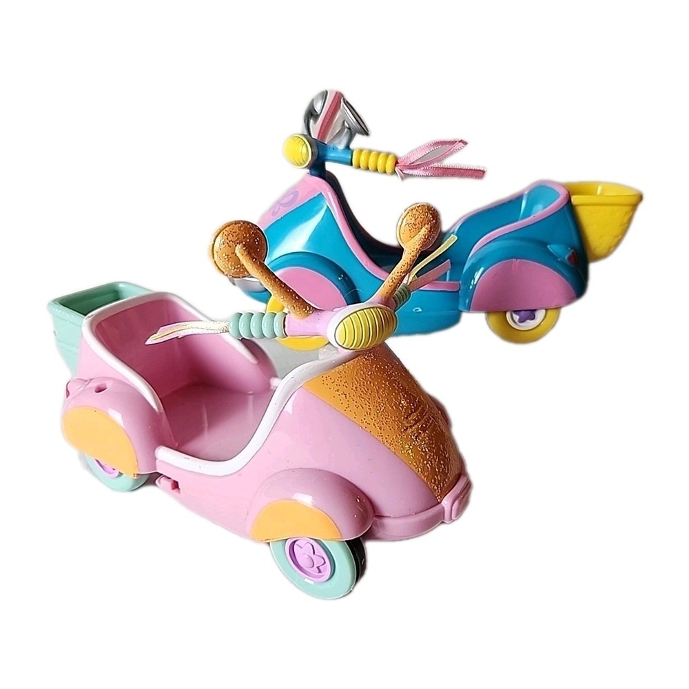 Lot 2 My Little Pony Butterfly Island Scootin' Along Scooters 2004 Pink & Blue